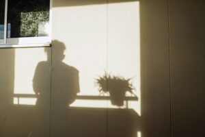 Scopri di più sull'articolo Paure, vergogna e resistenze: perché è difficile entrare in un gruppo — e come accoglierle